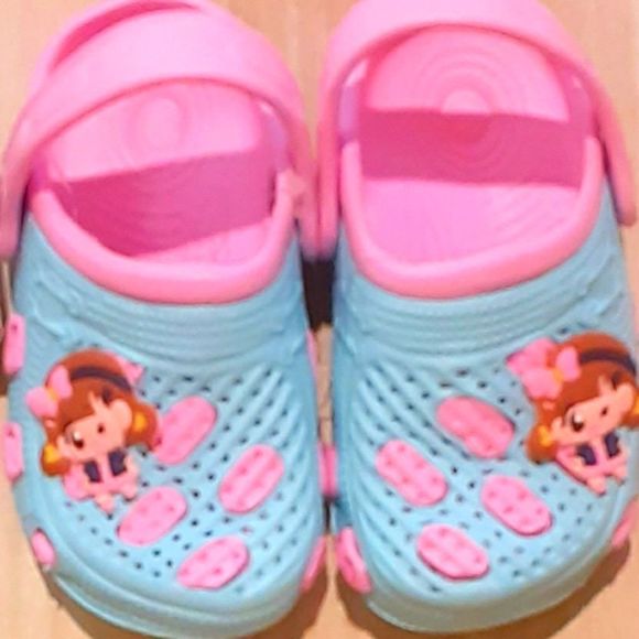 ❤CHILDREN CLASSIC CLOGS WATER SHOES - Picture 1 of 4
